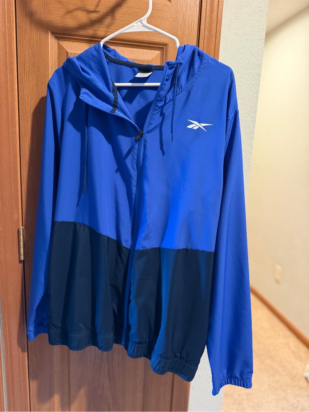 Reebok Men’s XL Hooded Windbreaker Jacket Blue Navy Full Zip Lightweight